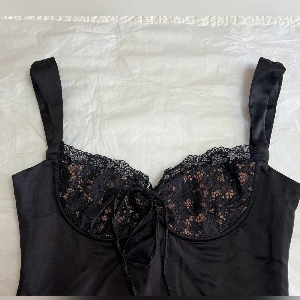 House of CB Black Lace-Trim Mini Slip Dress - Picture 10 of 15